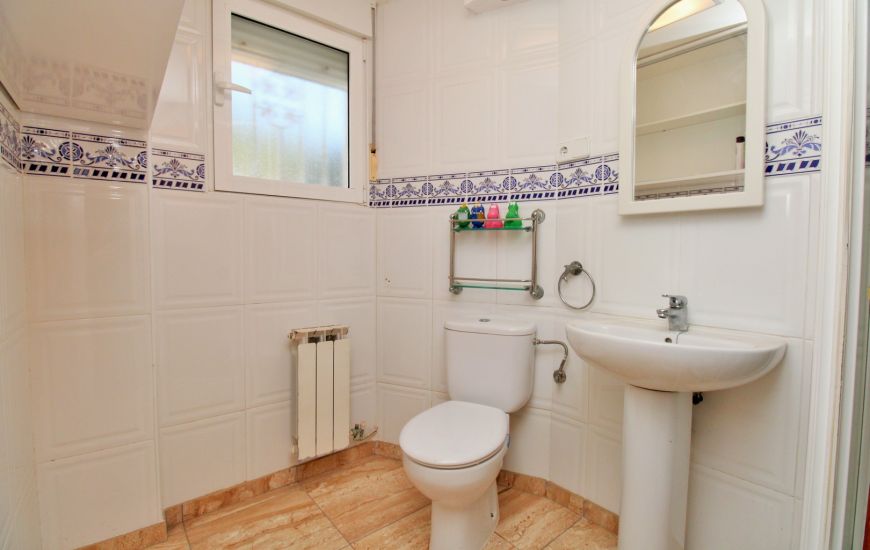 Sale - Villa - Villamartin