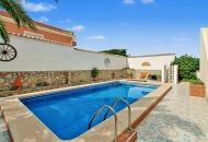 Sale - Villa - Villamartin