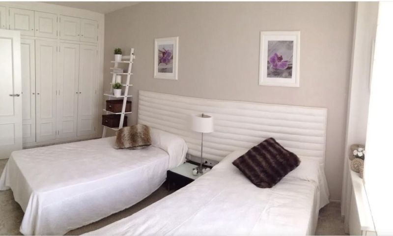 Sale - Apartments - 
