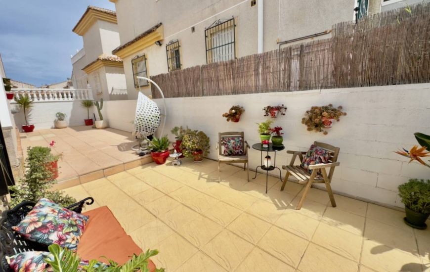 Sale - Villa - Algorfa