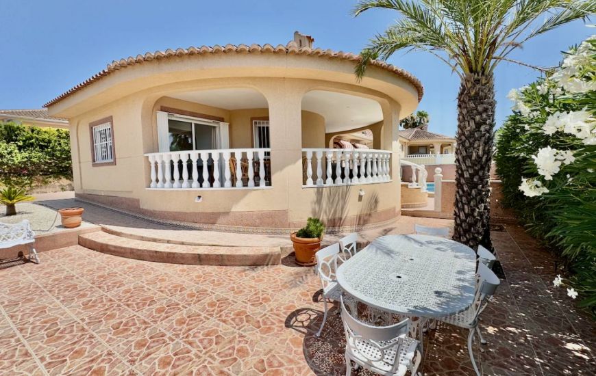 Sale - Villa - Benijófar - 