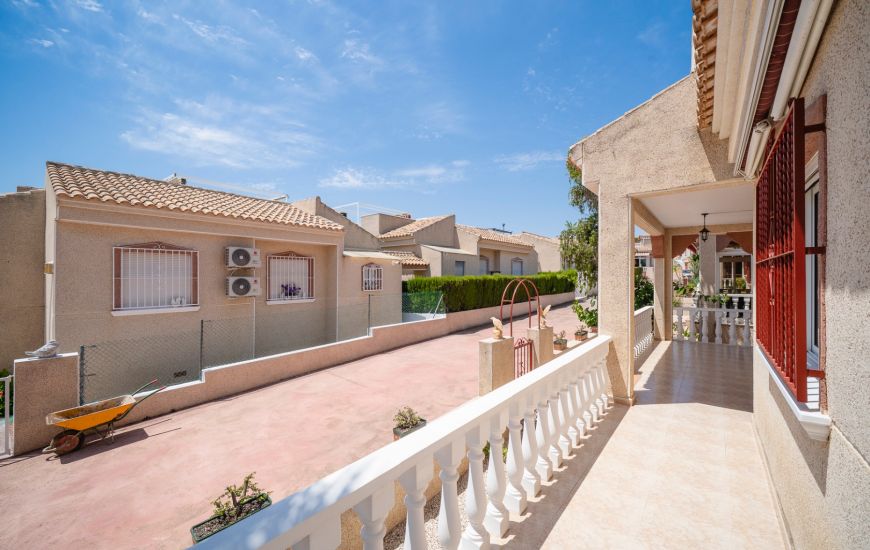 Sale - Villa - Algorfa