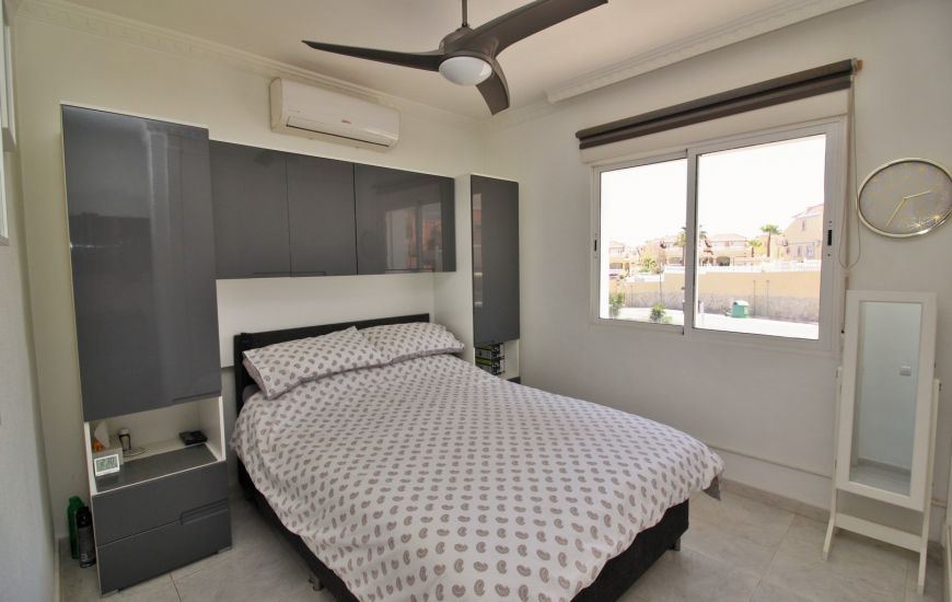 Venta - Villa - Villamartin