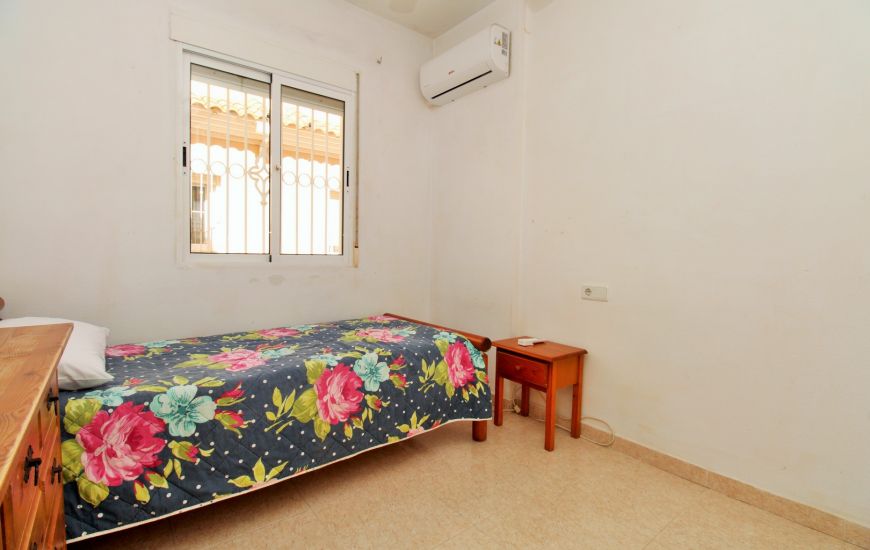 Sale - Rijtjeshuis - Villamartin