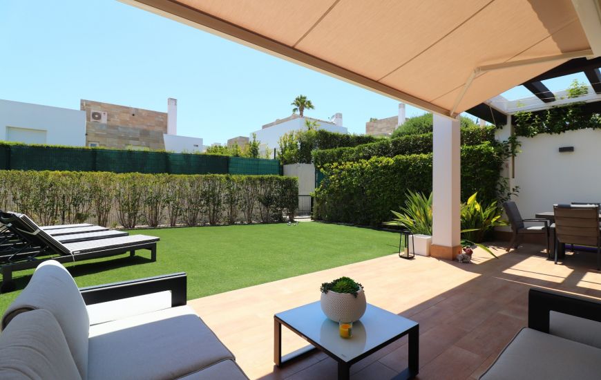 Venta - Villa - Algorfa