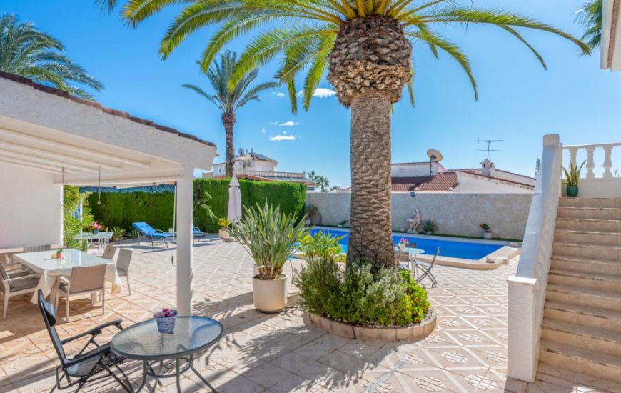 Sale - Villa - Ciudad Quesada