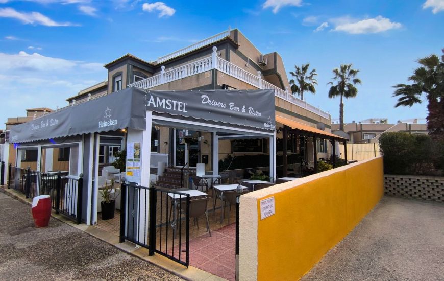 Sale - Commercieel - Villamartin