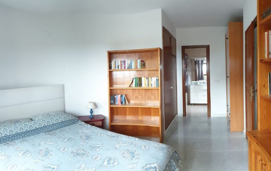 Sale - Villa - Villamartin