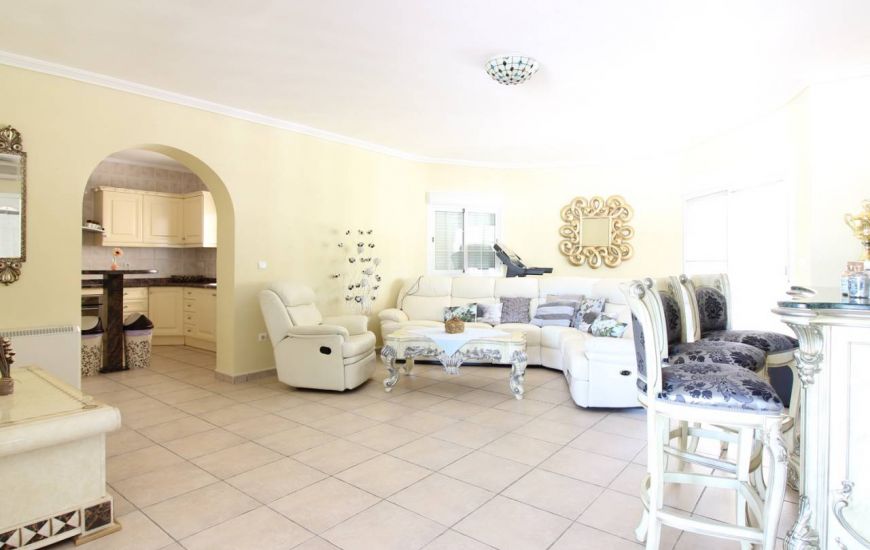 Sale - Villa - Daya Nueva