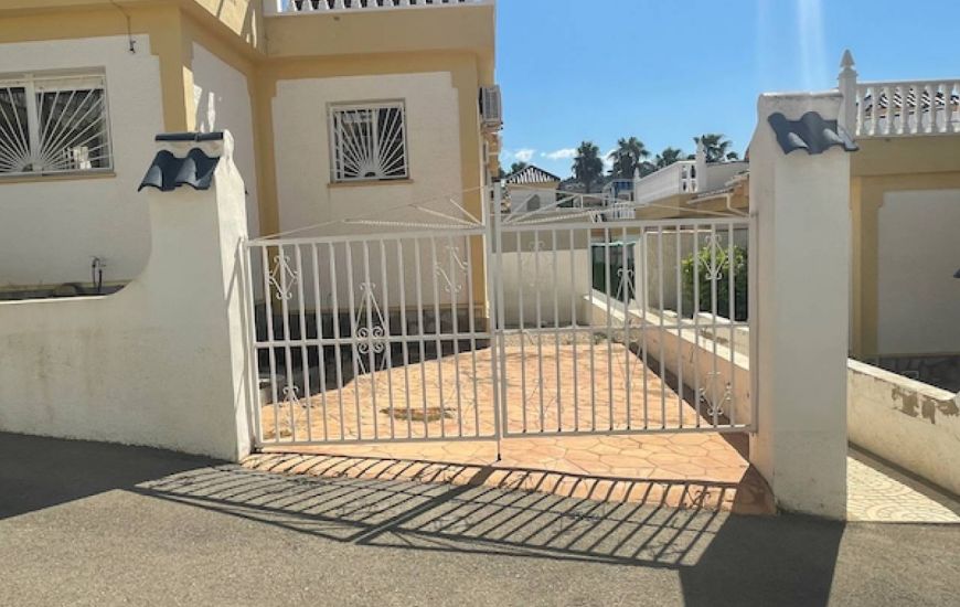 Sale - Semi Detached - Ciudad Quesada