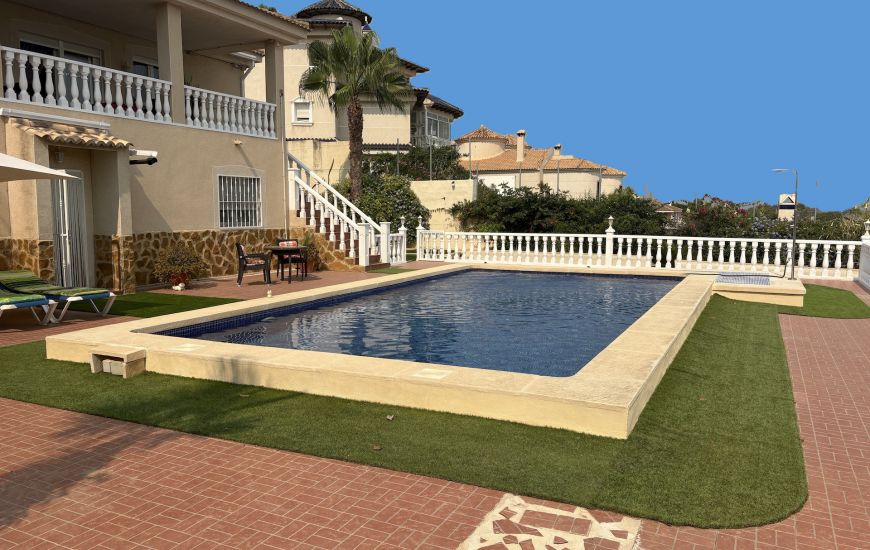 Venta - Villa - Algorfa