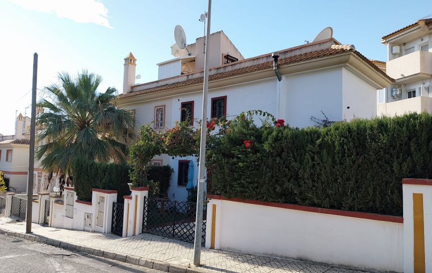 Venta - Casa Adosada - Villamartin