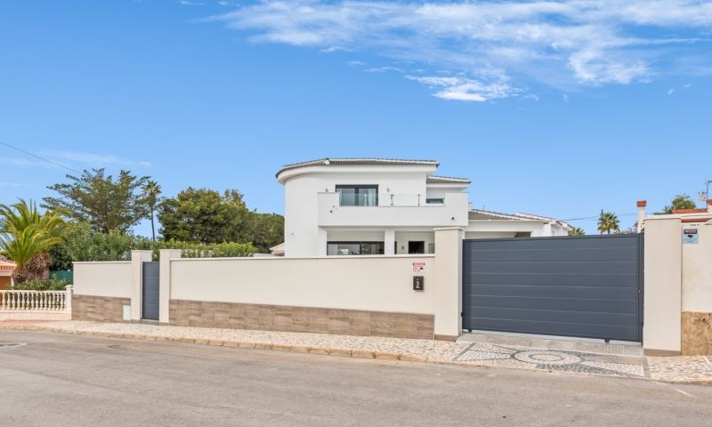 Venta - Apartamentos - Ciudad Quesada