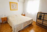 Sale - Link-Detached Villa - Torrevieja
