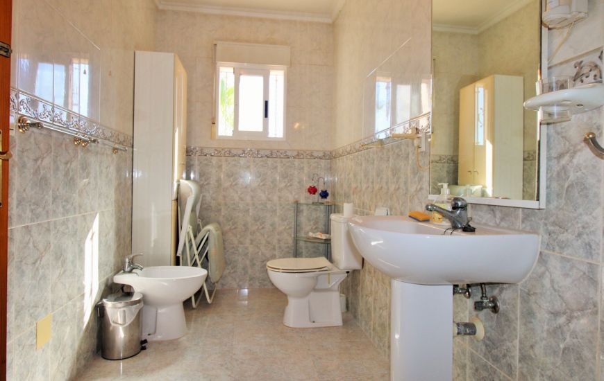 Sale - Rijtjeshuis - Villamartin