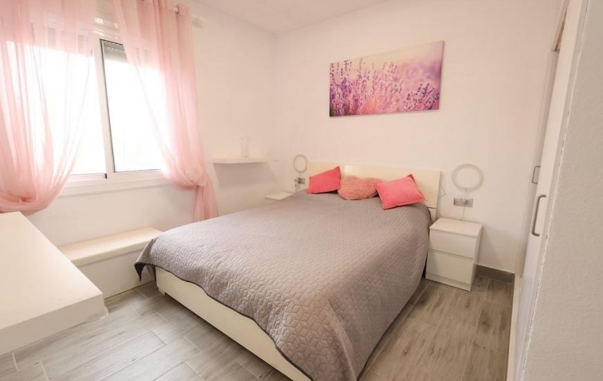 Sale - Bungalow - Orihuela Costa