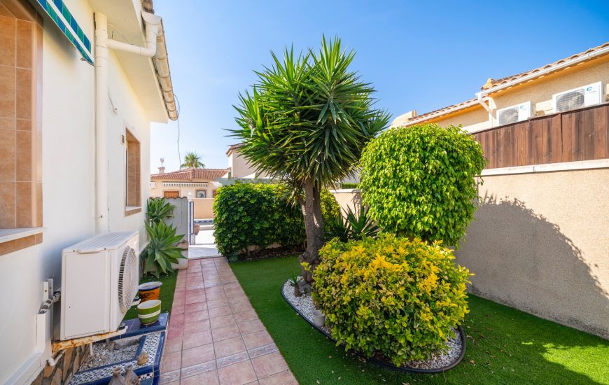 Sale - Villa - Ciudad Quesada - Rojales