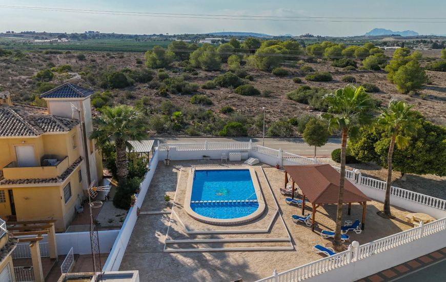 Sale - Villa - Algorfa