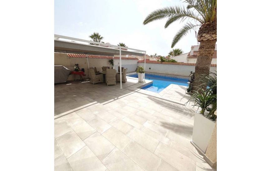 Sale - Villa - Ciudad Quesada