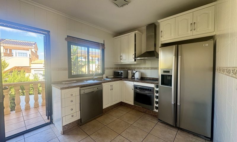 Sale - Villa - Villamartin