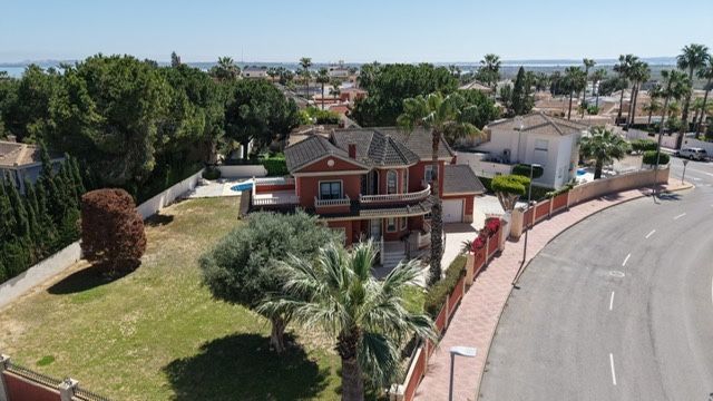 Sale - Villa - Ciudad Quesada