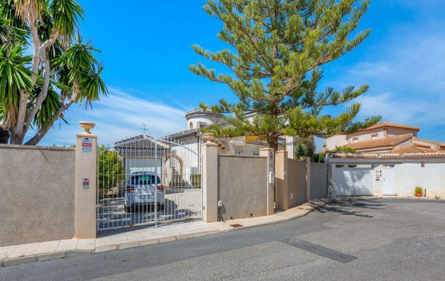 Sale - Villa - Rojales