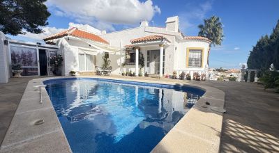 Villa - Venta - Villamartin - Villamartin