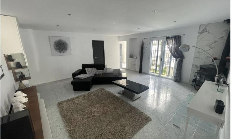 Sale - Villa - La Nucia