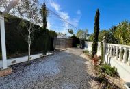 Sale - Villa - Villamartin