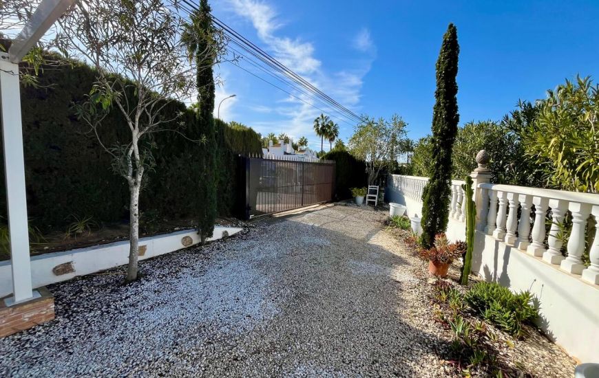 Sale - Villa - Villamartin