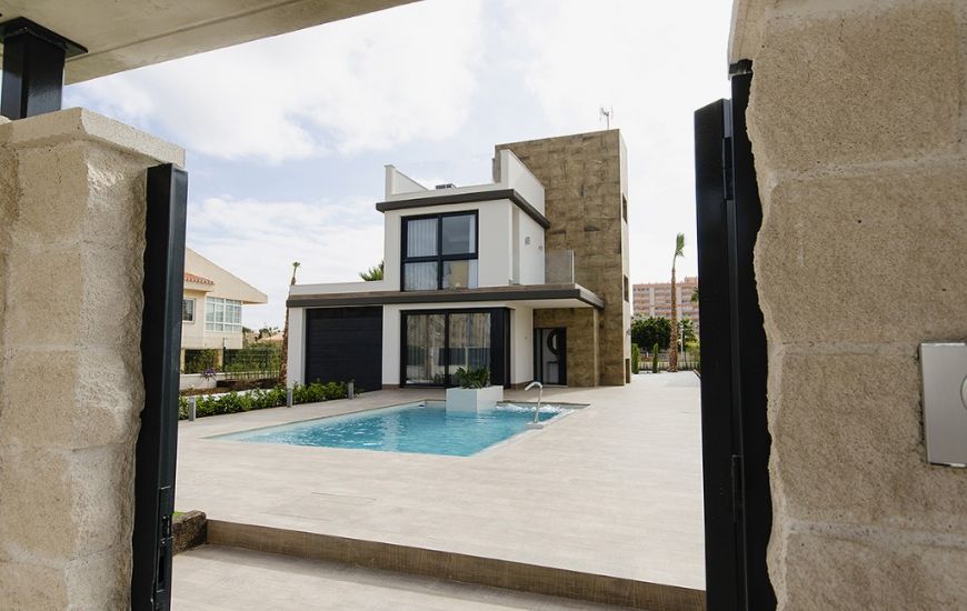 Nueva construcción  - Villa - Dehesa de Campoamor
