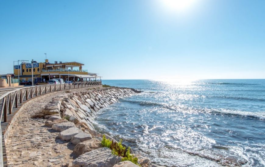 Sale - Villa - Los Altos