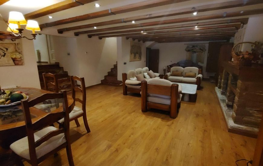 Venta - Villa - Petrer