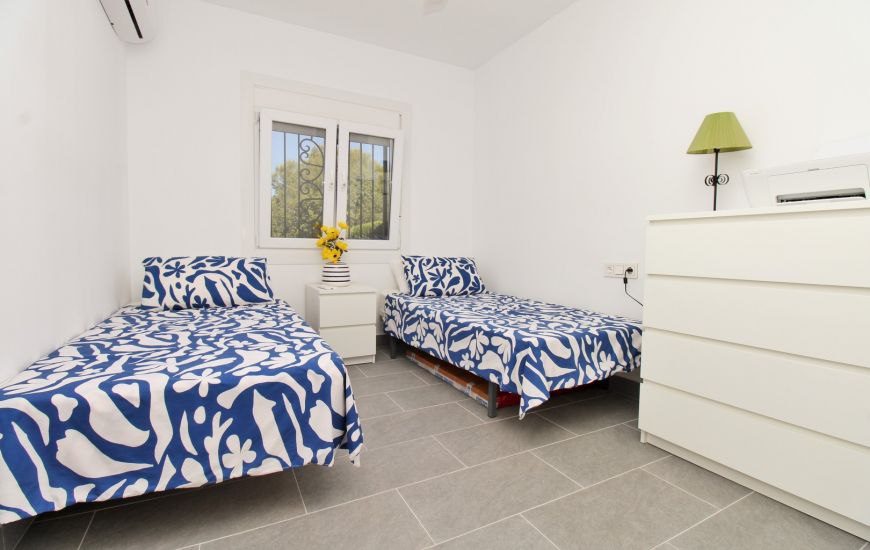Sale - Bungalow - Villamartin