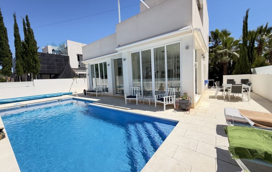 Venta - Villa - Mil Palmerales - Mil Palmeras