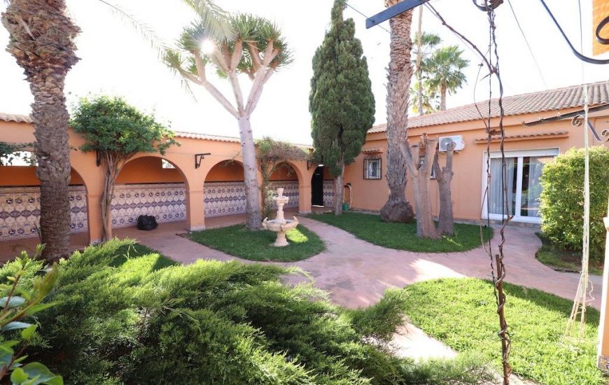 Sale - Villa - Torrevieja - 