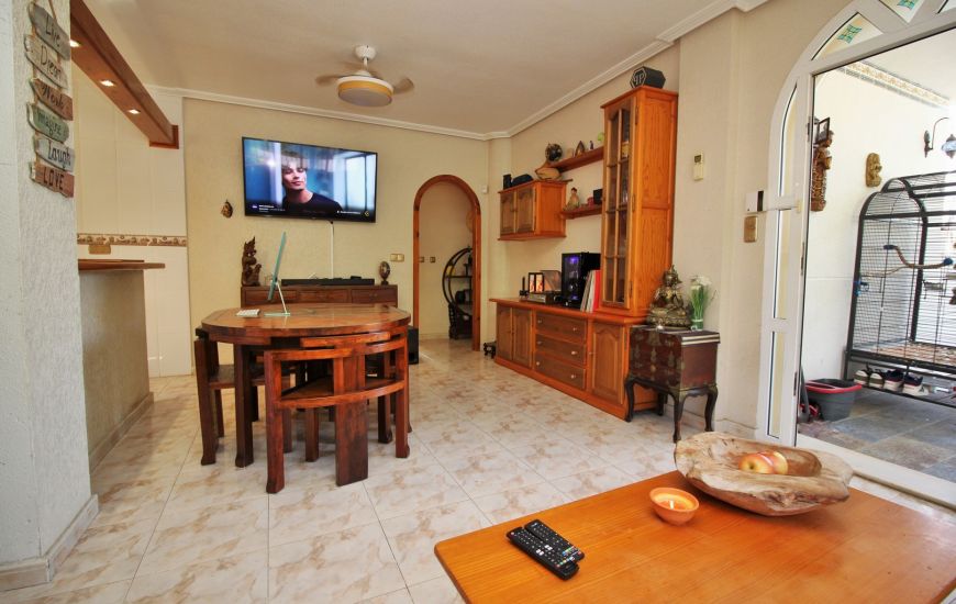 Sale - Villa - Villamartin