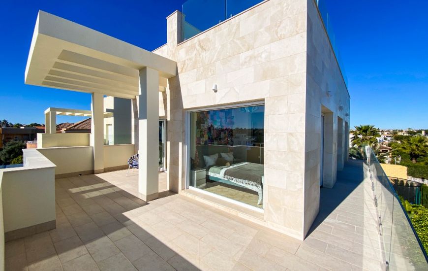 Sale - Villa - La Zenia