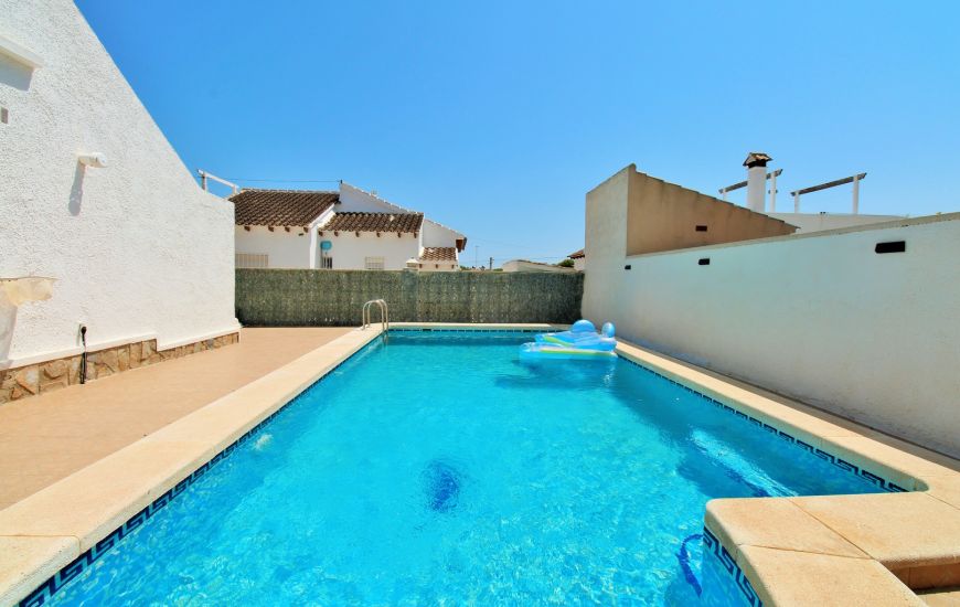 Sale - Villa - Villamartin