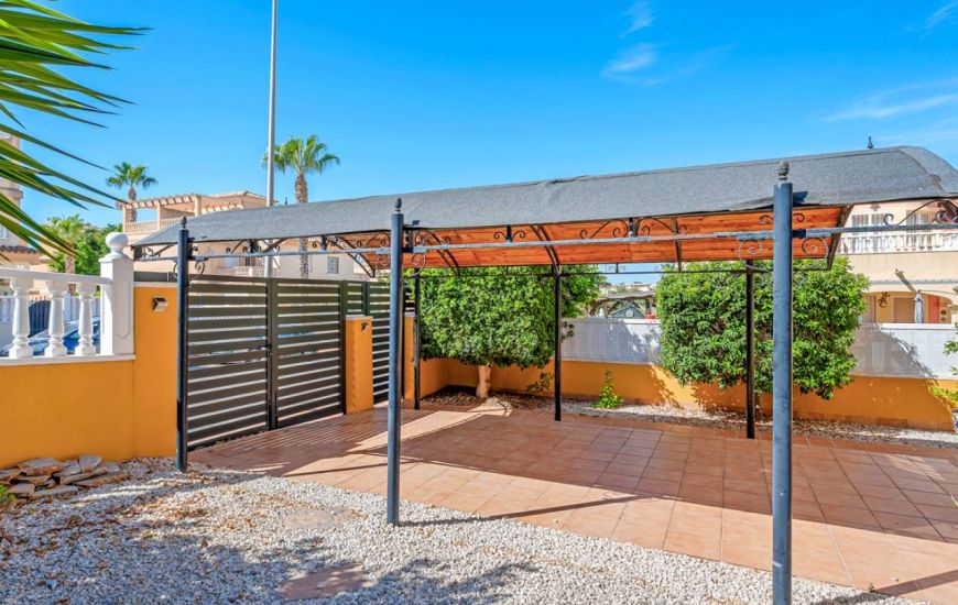 Venta - Villa - Algorfa