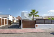 Sale - House - Detached Villa - Los Montesinos