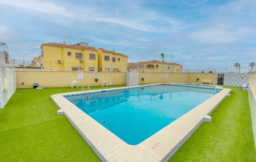 Venta - Ground Floor - Torrevieja