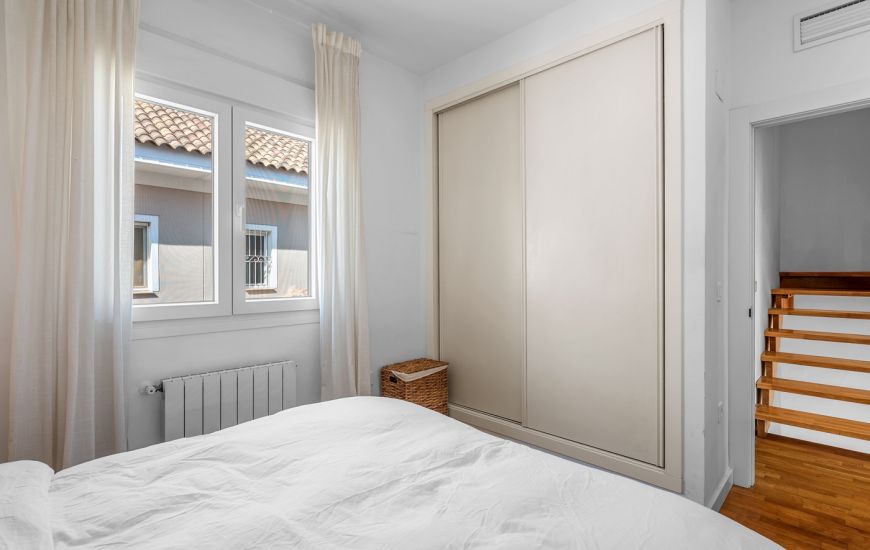 Sale - Townhouse - Alicante