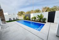Venta - Villa - Pilar de la Horadada