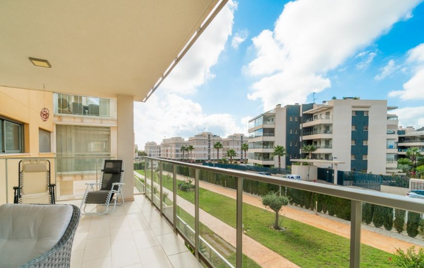 Sale - Apartments - Villamartin