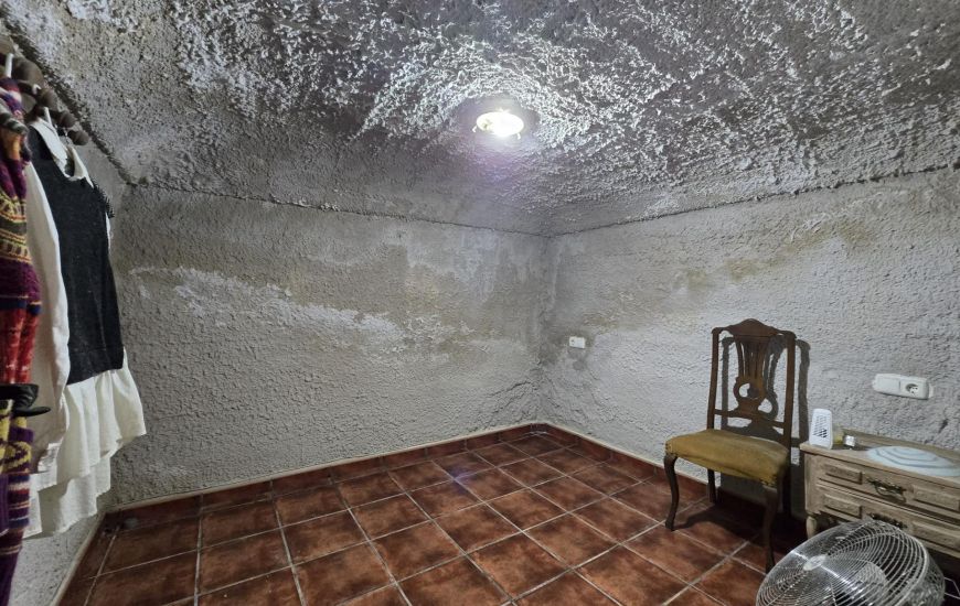 Venta - Adosado - Alguena