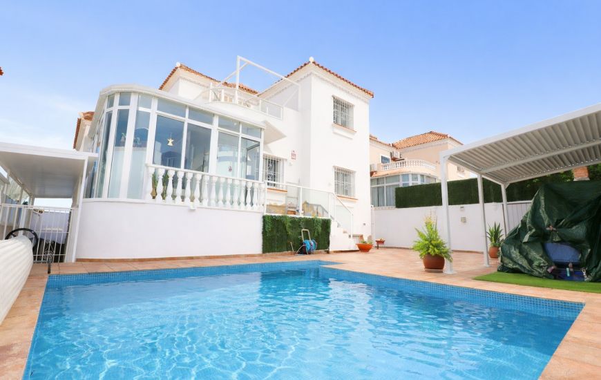 Sale - Villa - Orihuela Costa