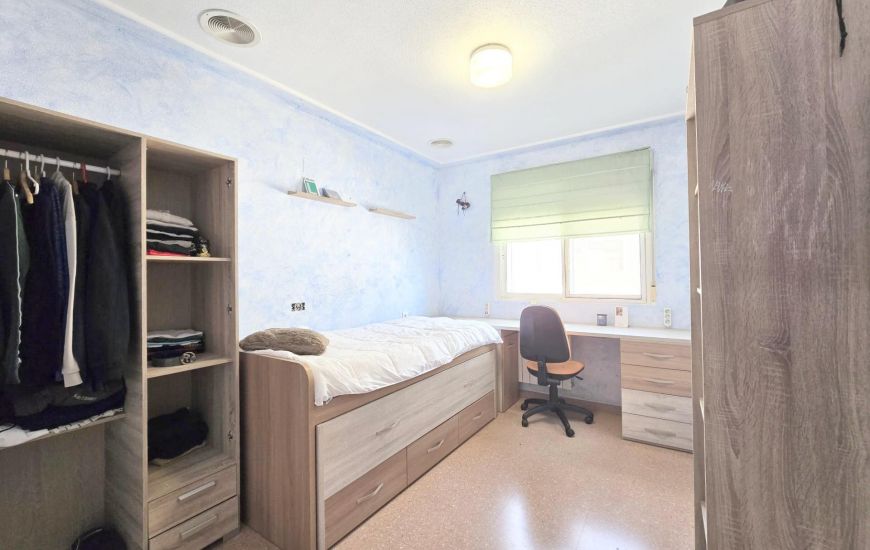 Sale - Rijtjeshuis - Monovar