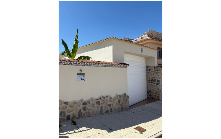 Venta - Villa / Detached - Ciudad Quesada