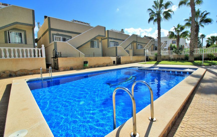 Sale - Apartments - Villamartin